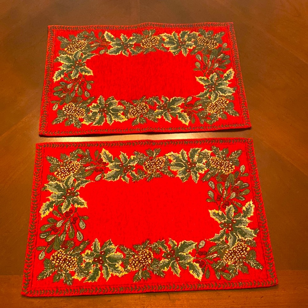 Set of 2 Park B Smith Christmas Placemats NWOT